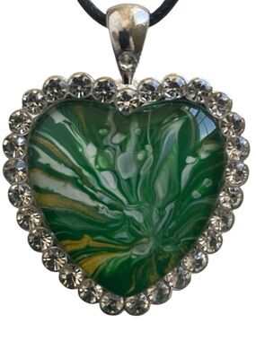 Svetlana Yeung Hand Crafted Green Gold White Fluid Art Heart Pendant Necklace